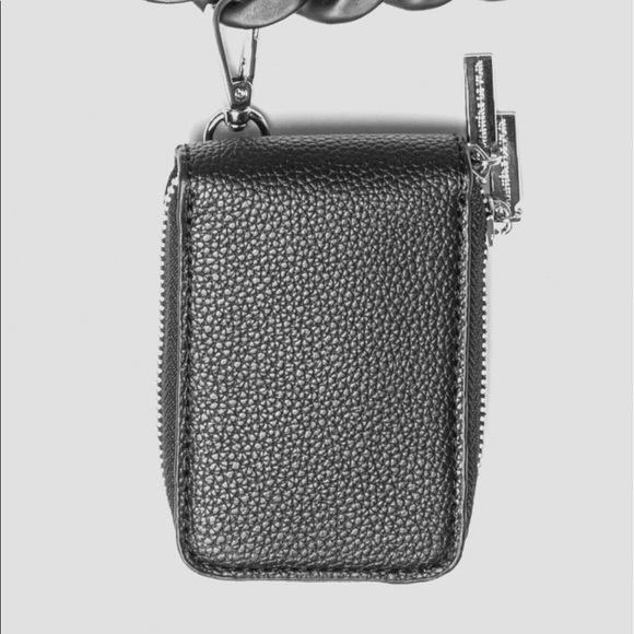 multi pocket chain bag 🖤🔗 manière de voir - Picture 3 of 6